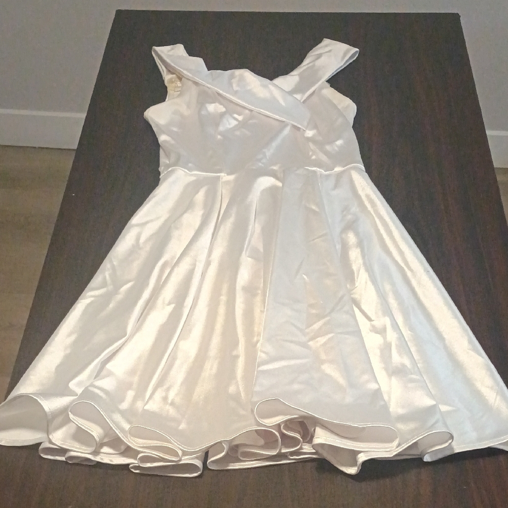 Chic White High Low Dress